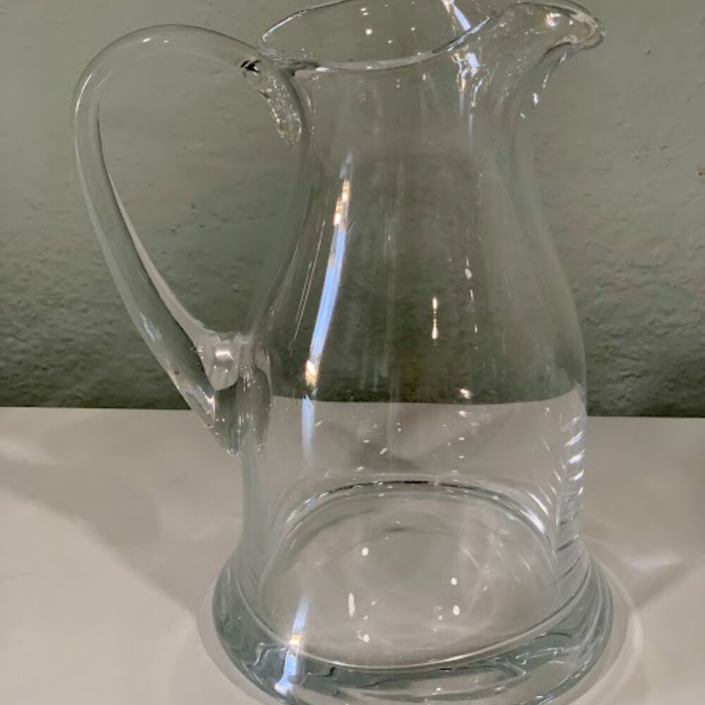 VTG~Lip Pitcher - Picture 5 of 7